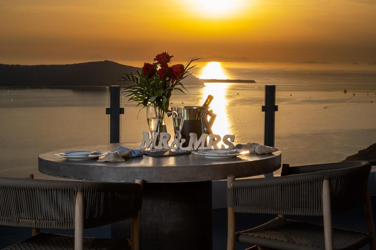 Hotel U & Me Fira (Santorini)