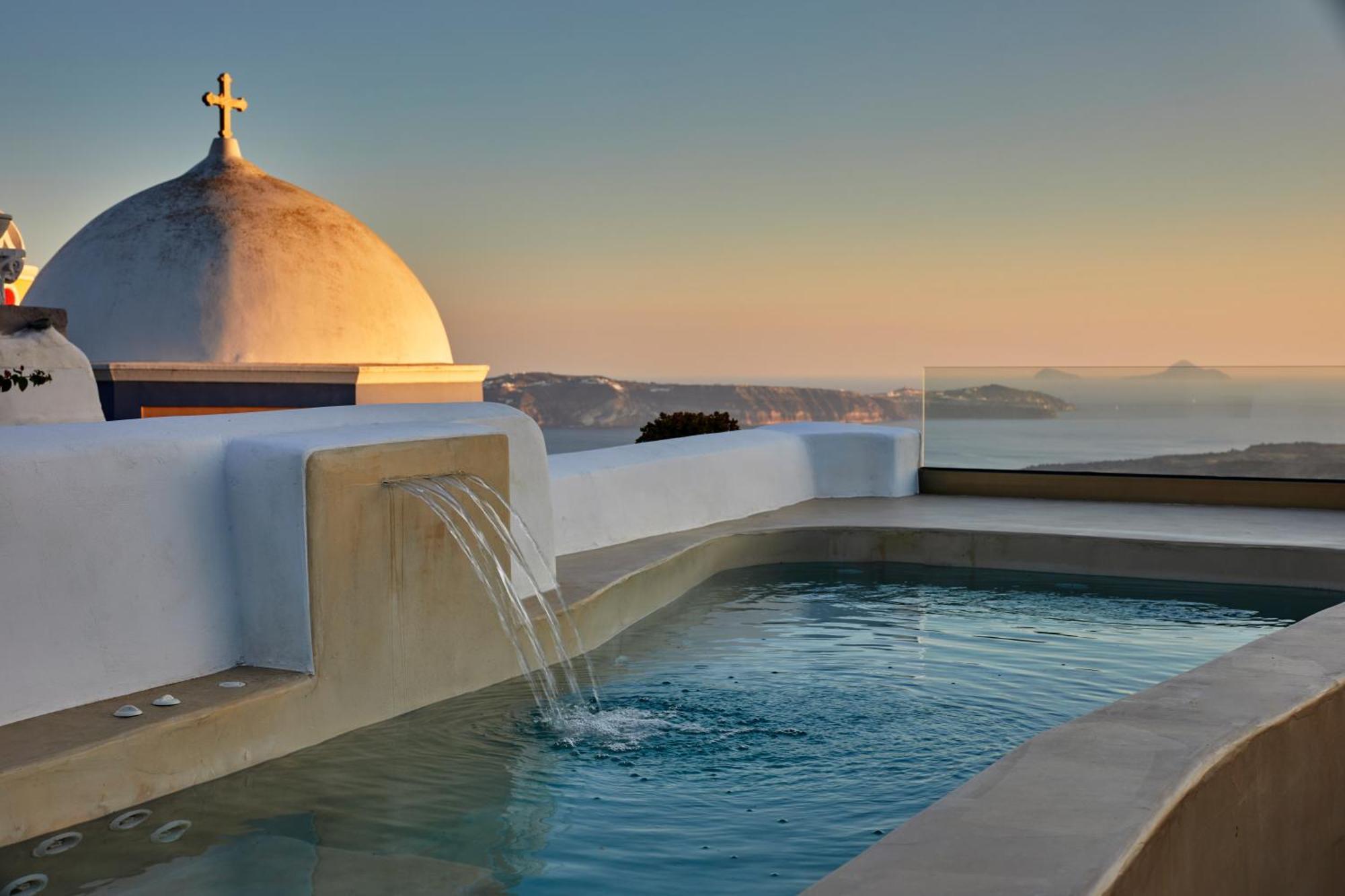 U & Me Hotel